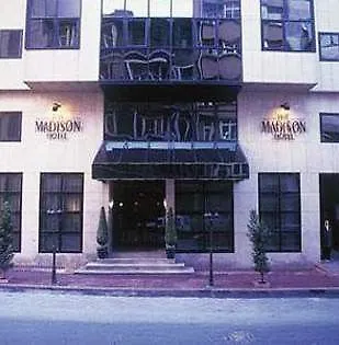 Ramada By Wyndham Taksim מלון 4*