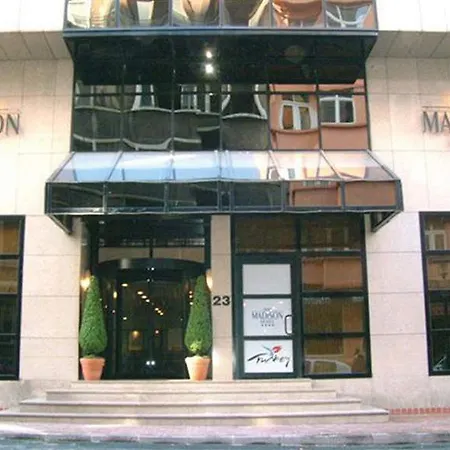 Ramada By Wyndham Taksim Hotel Istambul